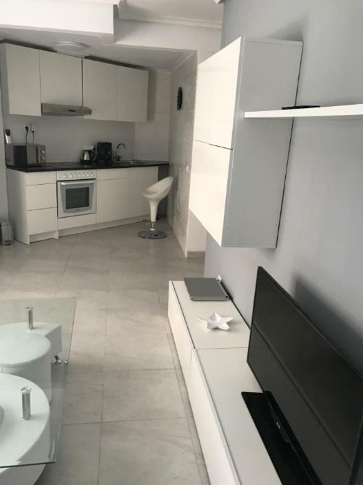 Modern Beach Apartment Torrevieja Ngoại thất bức ảnh